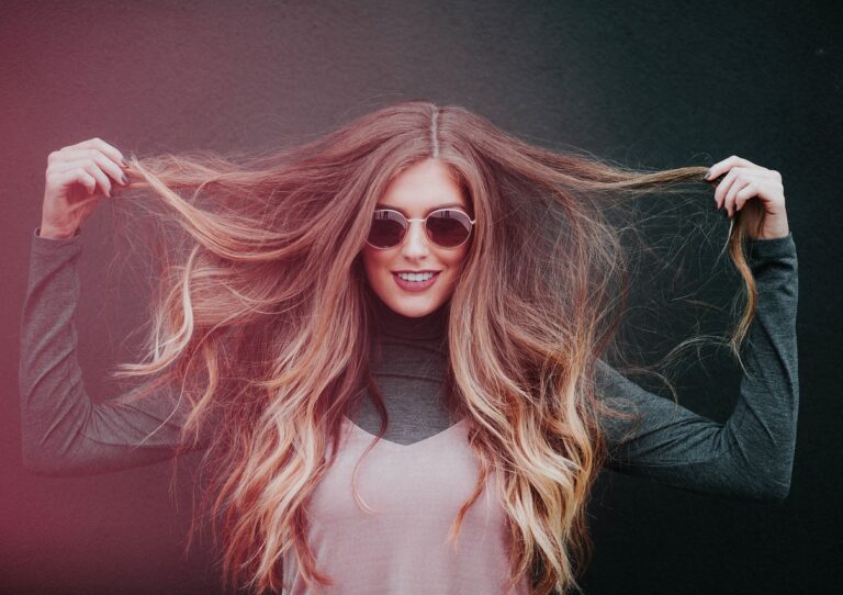 Capelli crespi: i consigli di graffiti hair